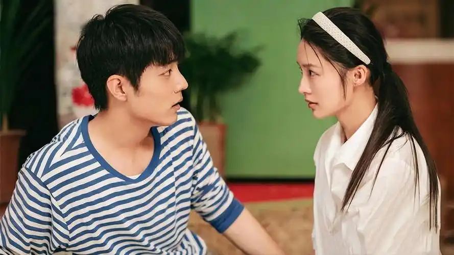 肖战会考虑李沁吗?