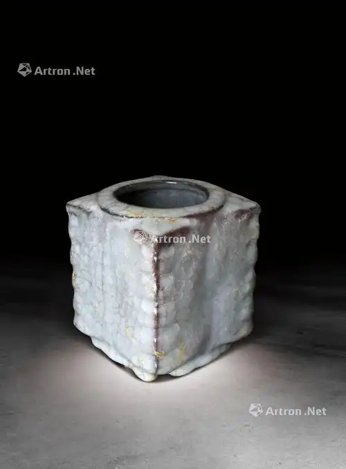 0098北宋官窑琮式瓶