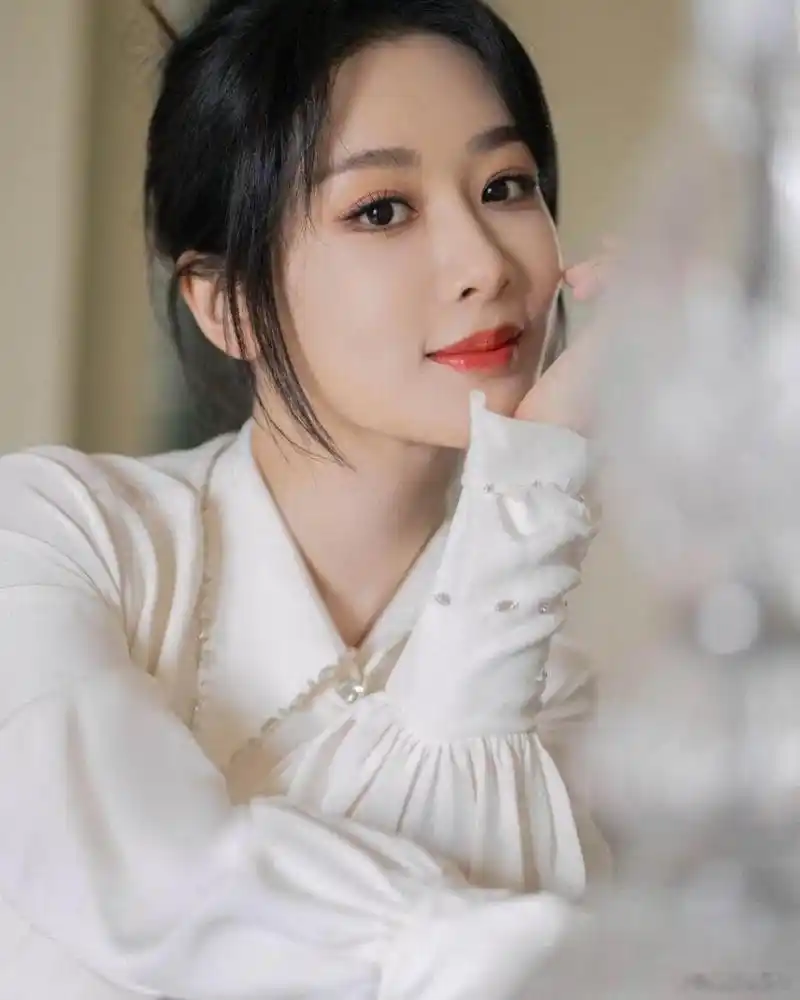 杨紫# 甜美的笑容,会让人心动!