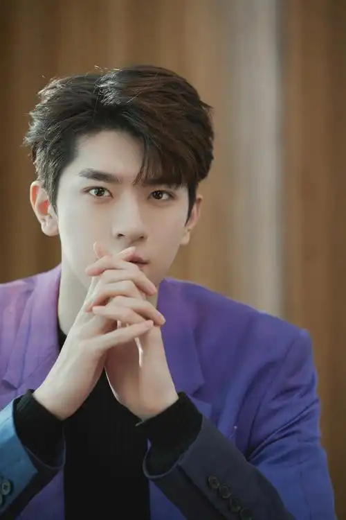 林一帅气gm活动照图片