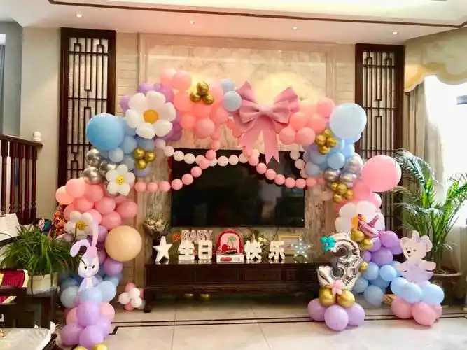 家庭式生日布置