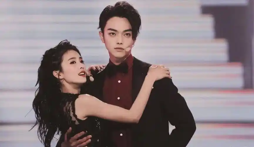 白鹿和_周深_许凯