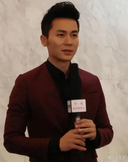 45岁年龄30岁身体!李晨体脂率惊人,保养秘籍曝光引网友围观
