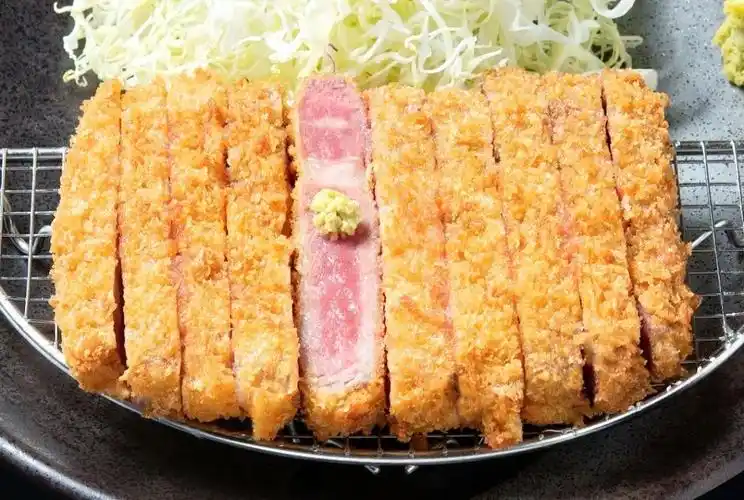 日本爆火炸牛排店登陆多伦多吃第一口就入魂了