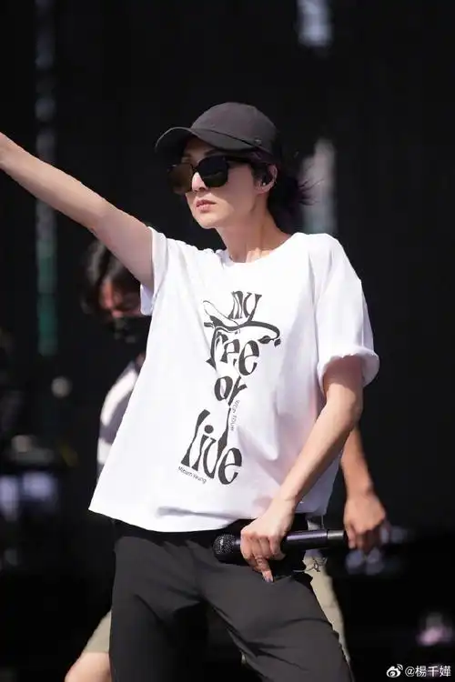 楊千嬅mytreeoflive世界巡迴演唱會##杨千嬅深圳演唱会