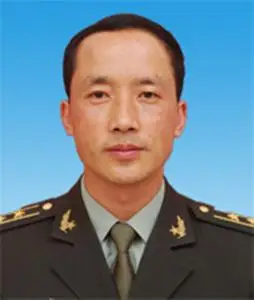 王成的个人简介