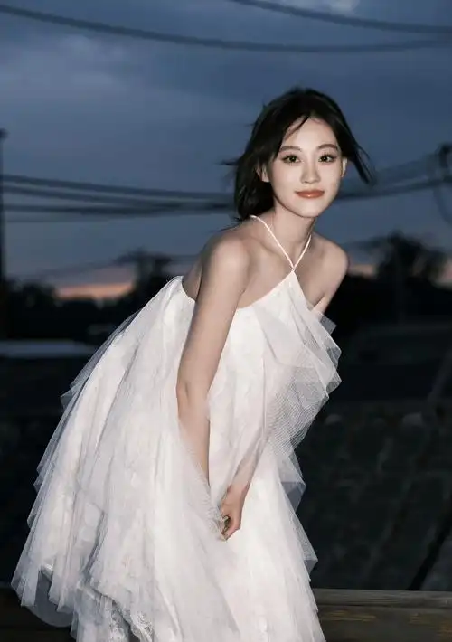 明星祝绪丹写真合集:清新甜美,娇艳如花