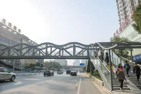 长沙今年拟建5座人行天桥