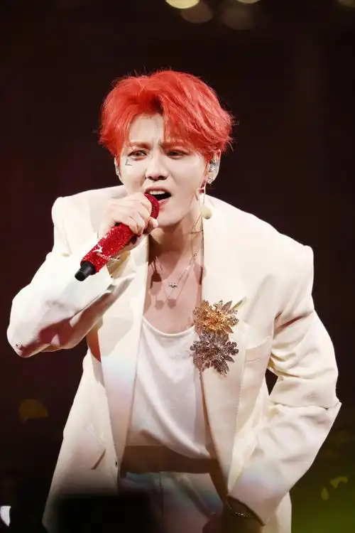 鹿晗2023演唱会##鹿晗红发