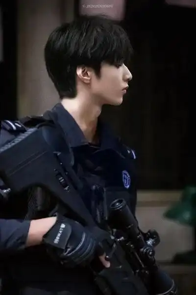 刘耀文你为何如此帅?狼崽超a照片盘点