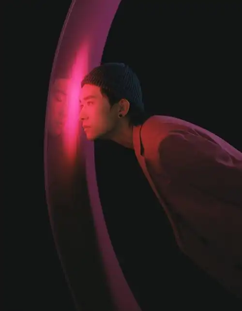 易烊千玺 #tfboys 时尚cosmo11月刊封面 拍摄花絮 高清