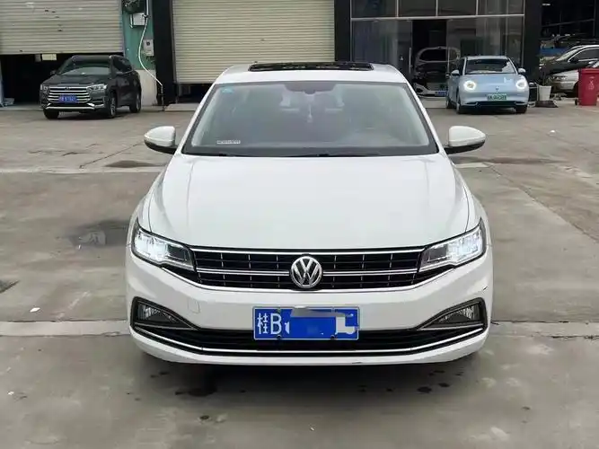 到店本地一手20年4月上牌新款大众宝来自动1.