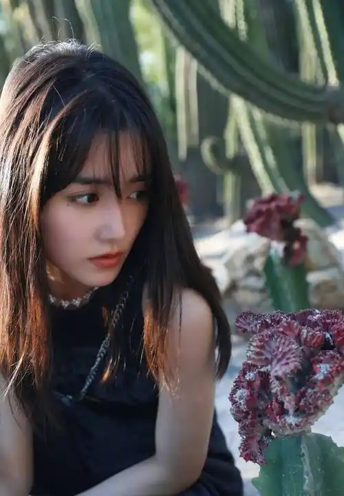 蒋依依晒植物园随拍,是青春活力,元气满满的美少女呀_明星_侵权_身材