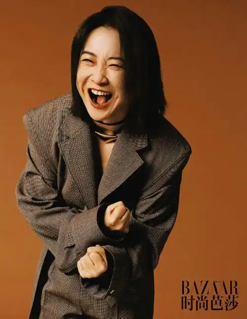 时尚芭莎三月刊,贾玲力量感写真出炉!#贾玲##热辣滚烫