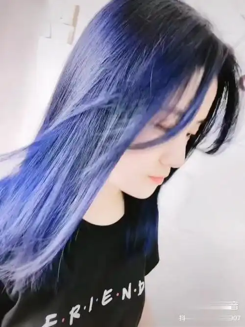 抖音蓝有喜欢的吗头发颜色 想染就染 染发dou 小助手-时尚视频-搜狐