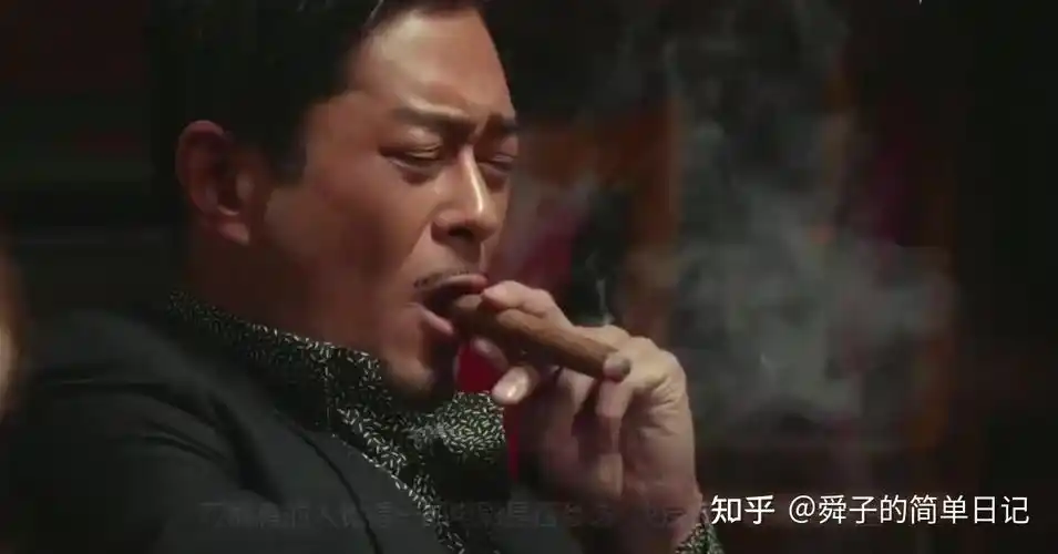 古天乐抽烟,那可是一个霸气咋了,看我大d哥抽烟不服气吗?