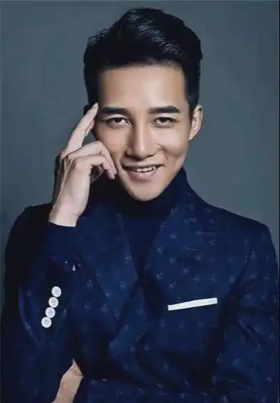 章涛一个非常低调的实力派男演员,他是演反派火起来的.