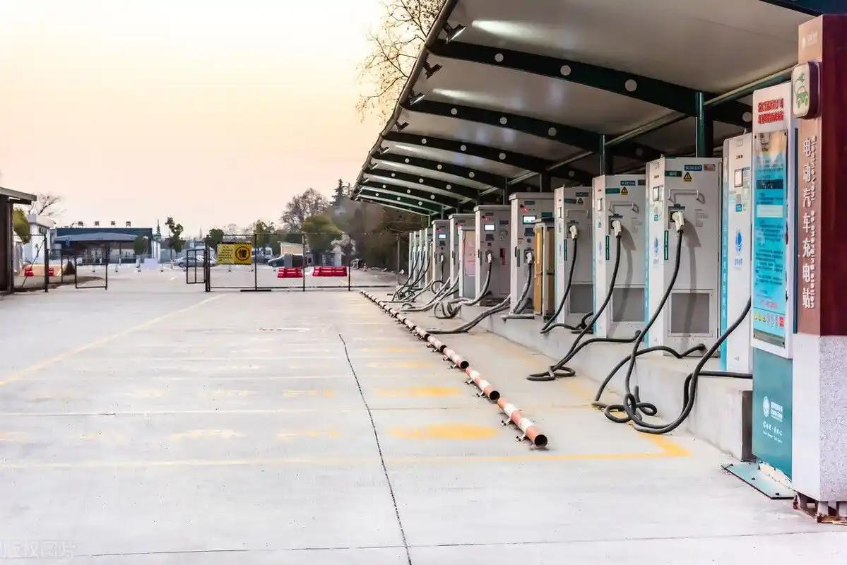 建设新能源汽车充电站该怎么准备什么?新大脑科技