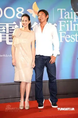 徐若瑄澄清与冯德伦绯闻 撒谎就退出演艺圈(图)