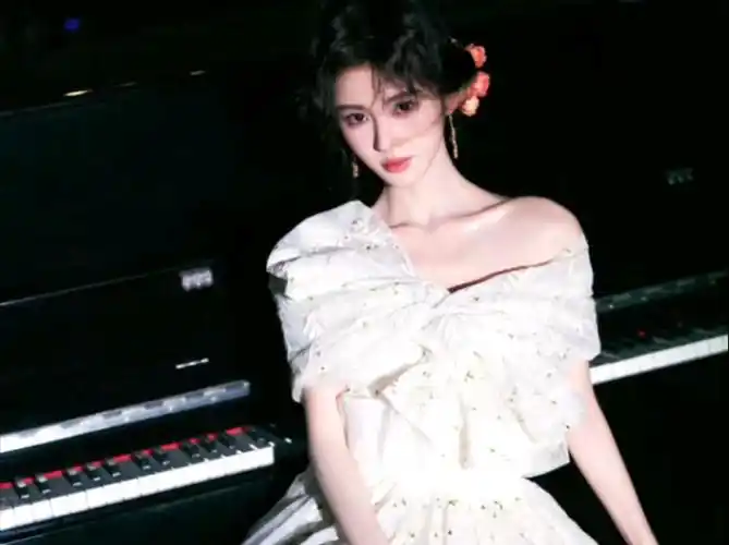 丨啊啊好漂亮059415#鞠婧祎vogue盛典 #鞠婧祎时尚盛典活动