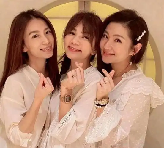 she组合三人的真名名字各自单飞为何解散的原因