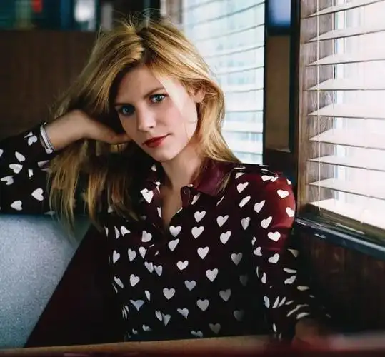 克莱尔丹尼斯性感写真