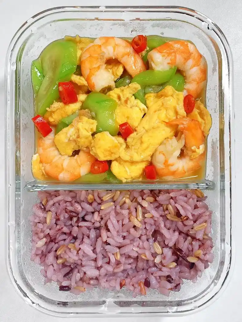 花费:19 90|带饭记录第九十一天.今日菜谱:丝瓜虾仁炒蛋 - 抖音