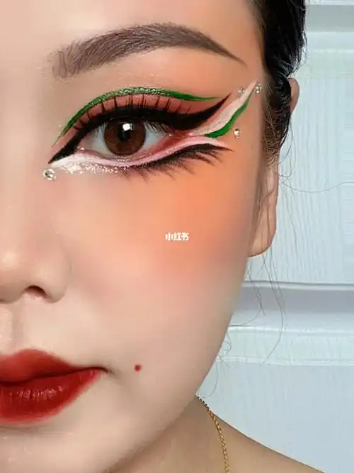 郑州舞台妆眼妆教程古典舞妆容