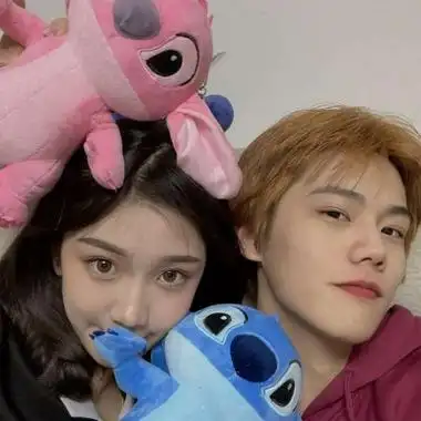 ins真人秀恩爱情侣头魅力甜蜜情侣头像