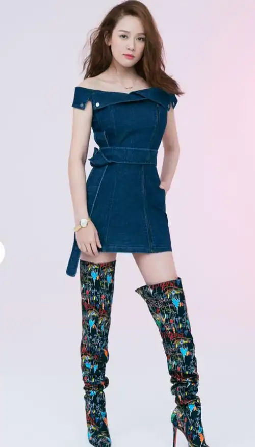 陈乔恩大秀美腿,可爱高冷随意切换