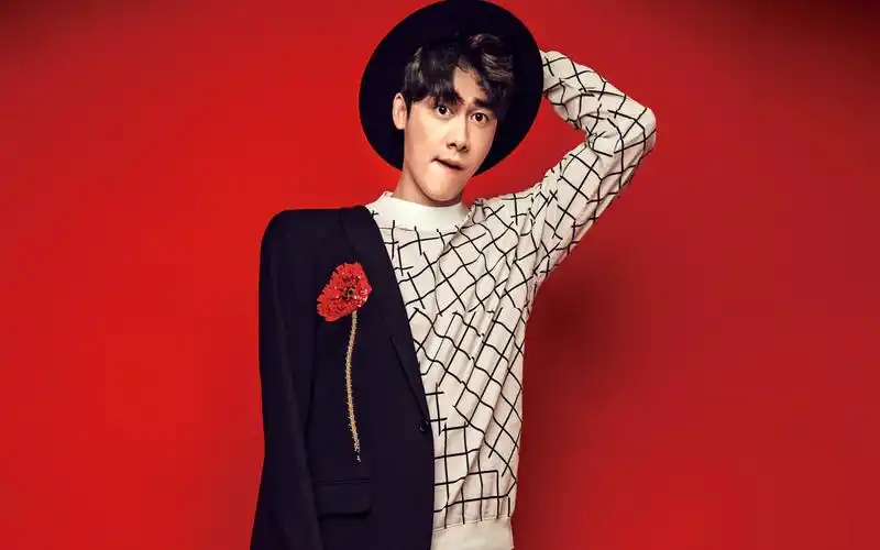 国民男神李易峰帅气高清写真壁纸下载