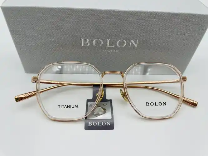 装饰能够很好的包裹镜片_边缘不显厚#高颜值眼镜  暴龙眼镜#眼镜推荐