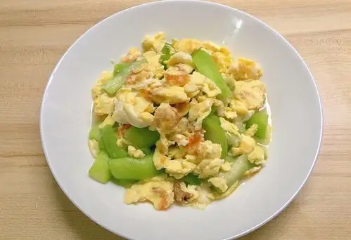 虾仁鸡蛋炒丝瓜