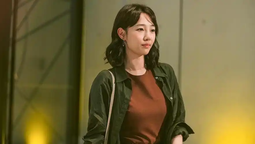 回顾白百何:被冤枉不辩解,蛰伏6年复出,她的反击真是悄无声息