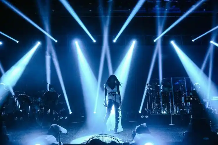 "七年之痒"抵不过一份热爱!吉克隽逸演唱会现场全记录曝光_音乐