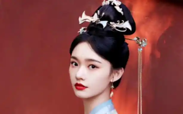 救命,狠狠get到林允的古装!红衣好国风好美