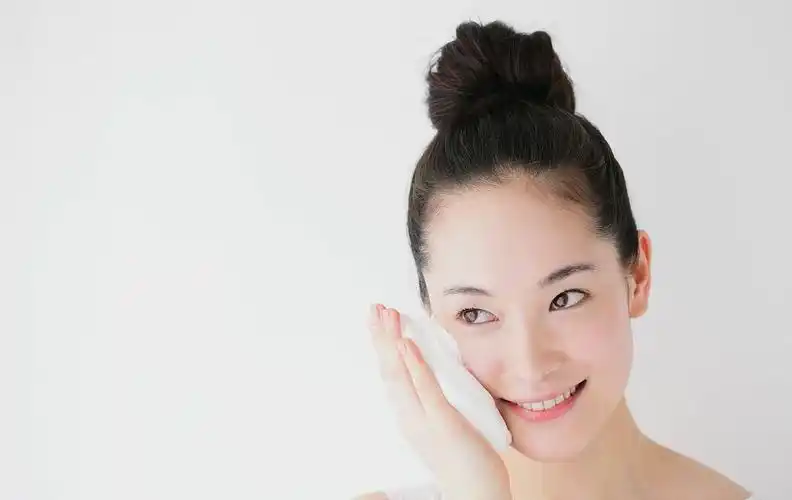 你会洗脸吗?不懂皮肤清洁的你没资格谈护肤|皮肤清洁|洗面奶|活性剂_