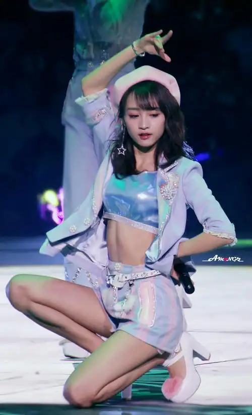 snh48黄婷婷# 170107 b50金曲大赏返图9p @. 来自阿萌萌酱ww - 微博