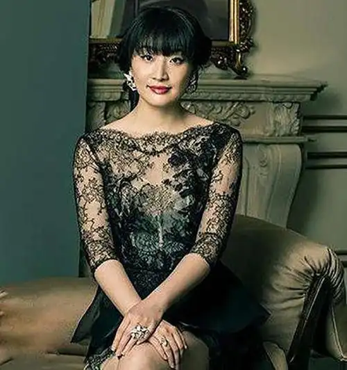 娃哈哈小公主宗馥莉37坐拥400亿曾给浙大捐7000万却无人敢娶