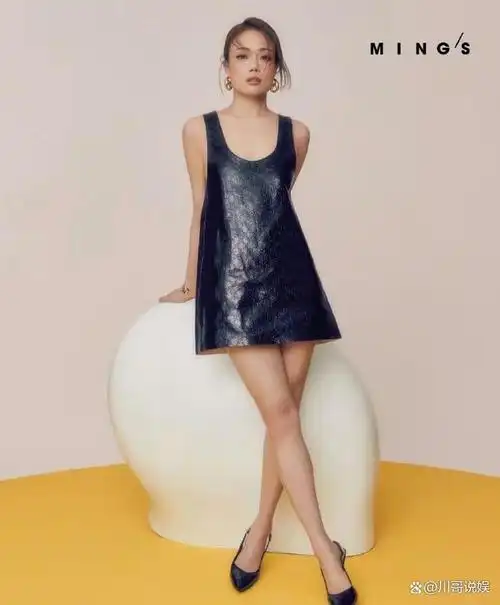 容祖儿惊艳登封美背撩人笑容甜时尚魅力难挡