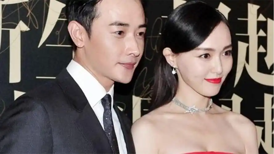 137. 罗晋半年提6次分手,只用5个字挽回唐嫣:领导开打吧!