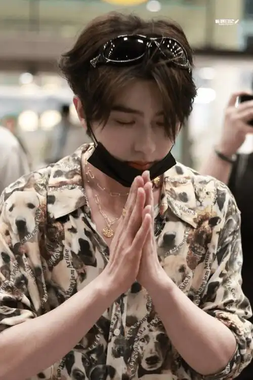 蔡徐坤跑男录制送演唱会门票 跑男团或将齐聚巡演现场_歌迷_行程_邀请