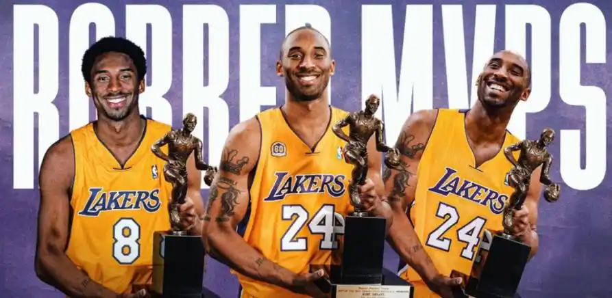 周杰伦泪奔!科密点歌《枫》怀念科比 周董捂脸哭泣引回忆杀