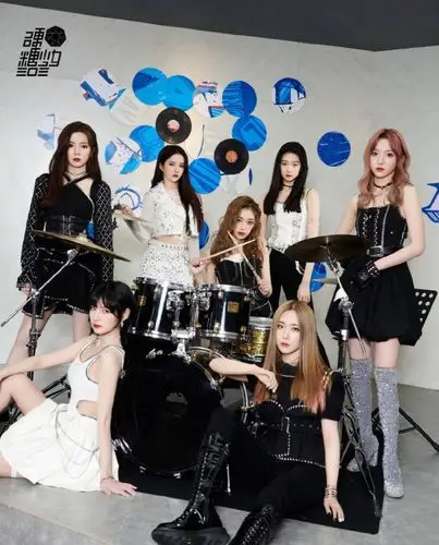 硬糖少女与the9合照对比,这两个女团也相差太大了吧!