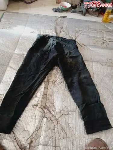 怀旧老手工补丁裤