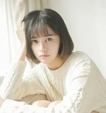 空气刘海短发内扣发型图片学生妹最爱