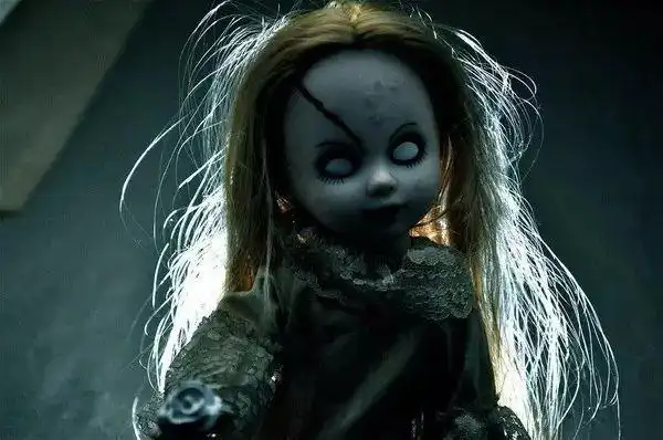 超人气恐怖玩具僵尸娃娃吓得我好想入手一个啊