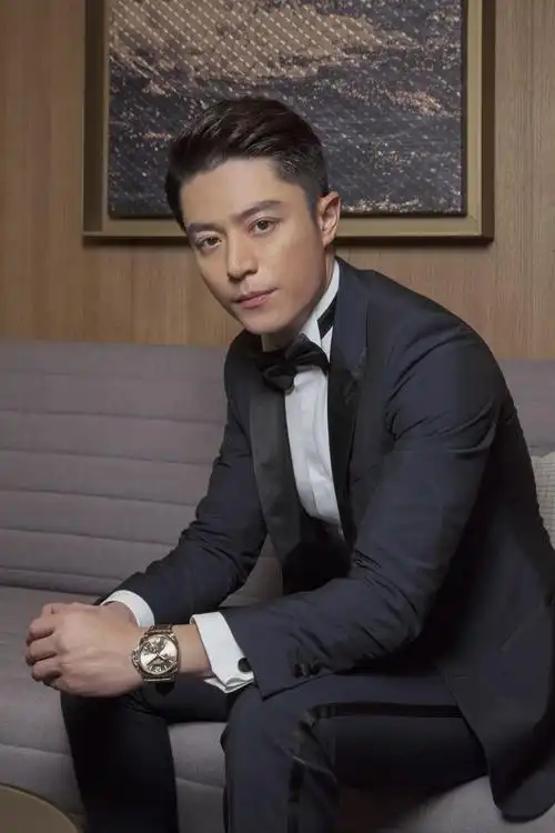 霍建华的蜡味情话魔音绕耳笑三天,就等《如懿传》官宣补粮仓了!