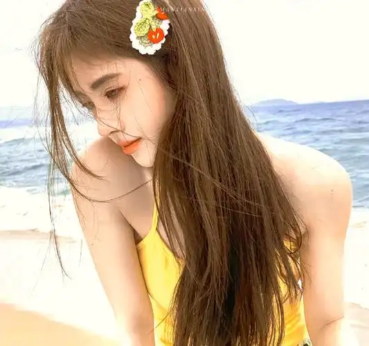 鞠婧祎海边随拍live图