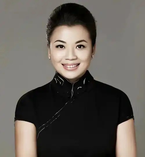 歌手张也:55岁未婚未育,和"男闺蜜"吕继宏神仙友情让人羡慕!